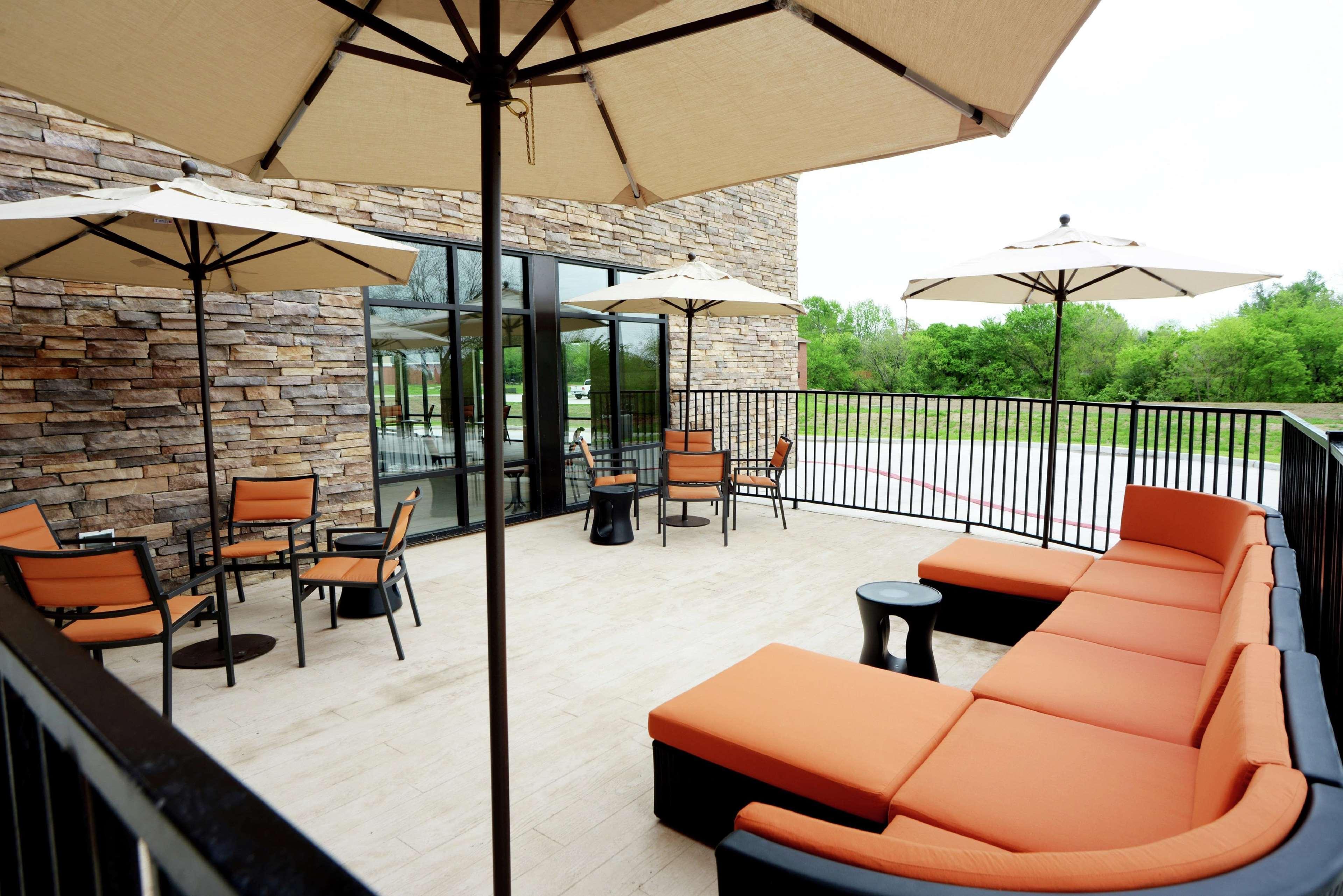 Hampton Inn & Suites Ponca City Bagian luar foto