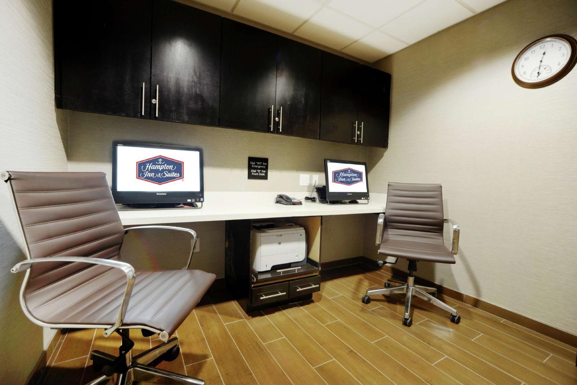 Hampton Inn & Suites Ponca City Bagian luar foto